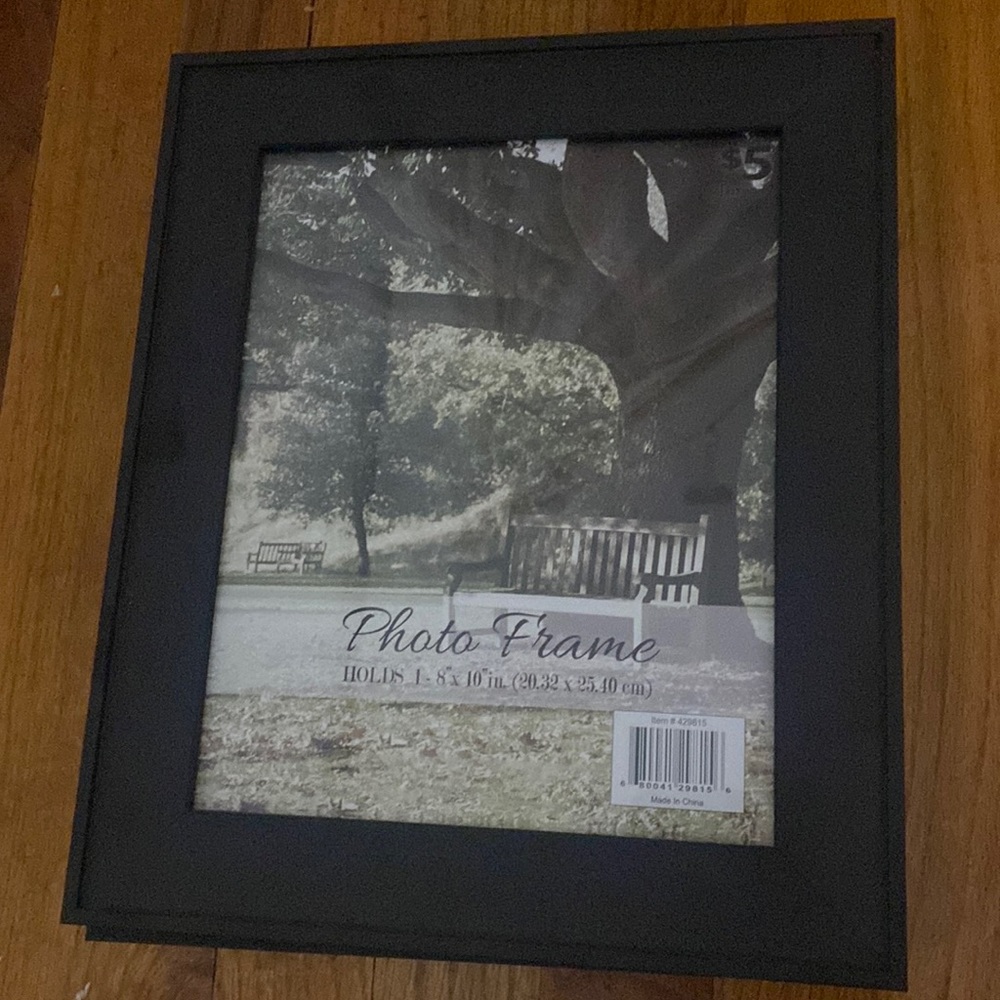 8”x10” NWT 3 black picture frames!!